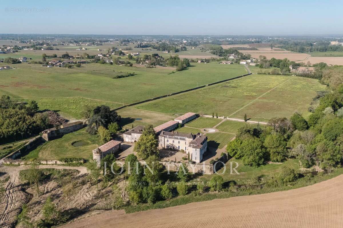 Maison à LANGON