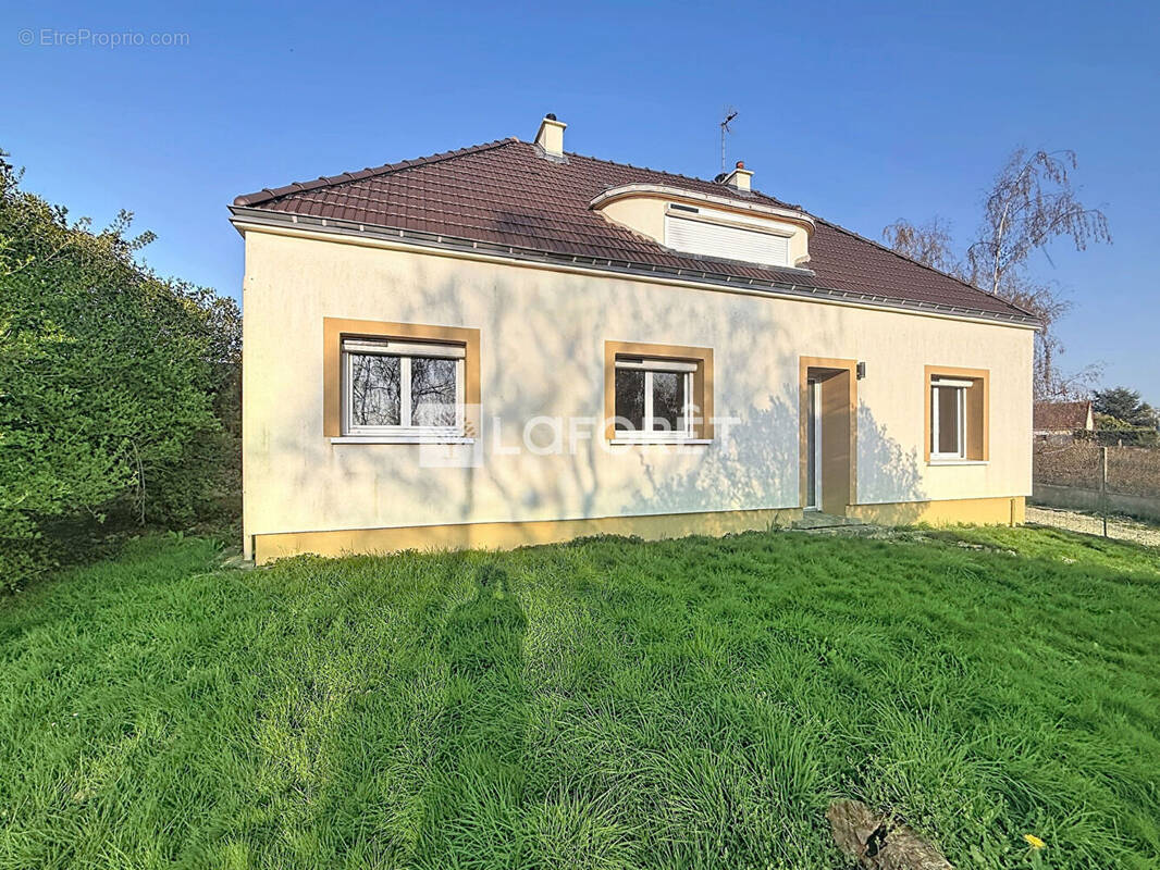 Maison à BAILLEAU-L'EVEQUE