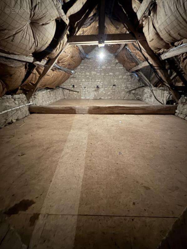 Maison à NOYANT-DE-TOURAINE