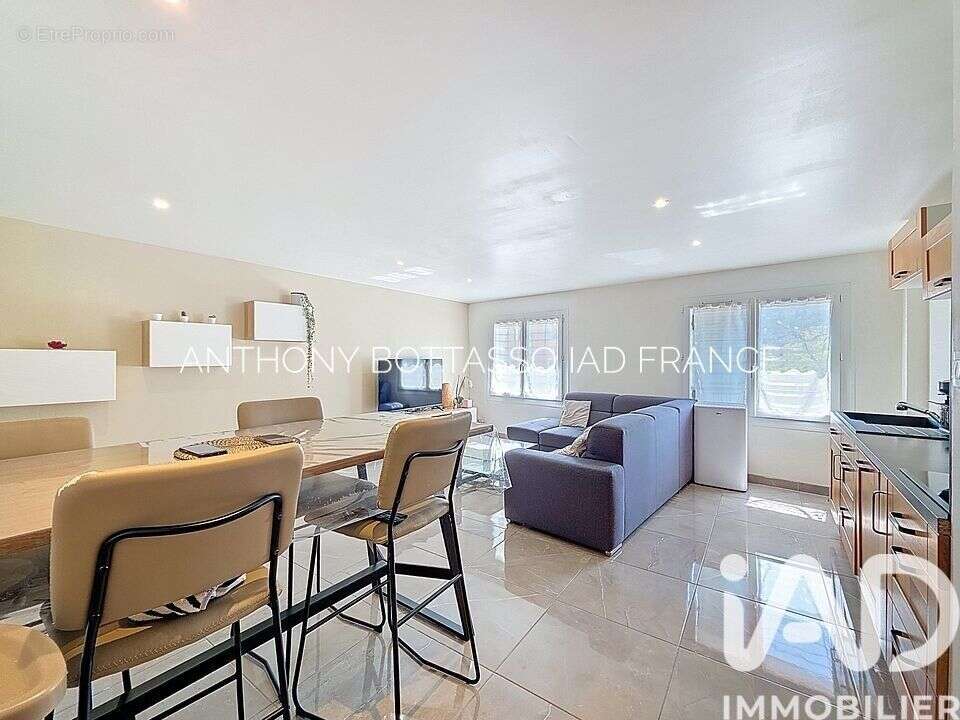 Photo 3 - Appartement à SOLLIES-PONT