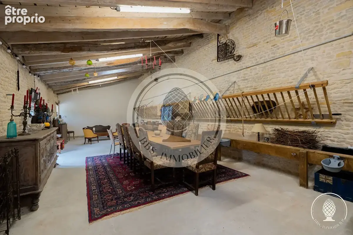 Propriété de caractère ? longère charentaise, piscine & hangar de 307 m² - photo 17