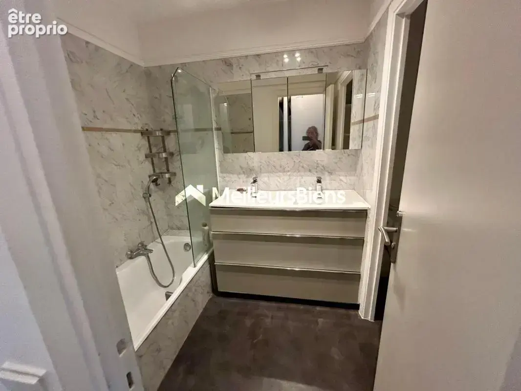 Cannes  : Grand 3 pièces de 98 m2, avec terrasse, garage et piscine - photo 18