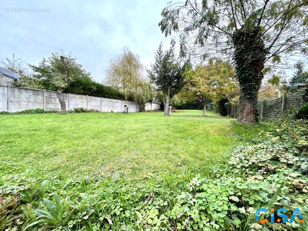 Maison à NEUILLY-EN-THELLE