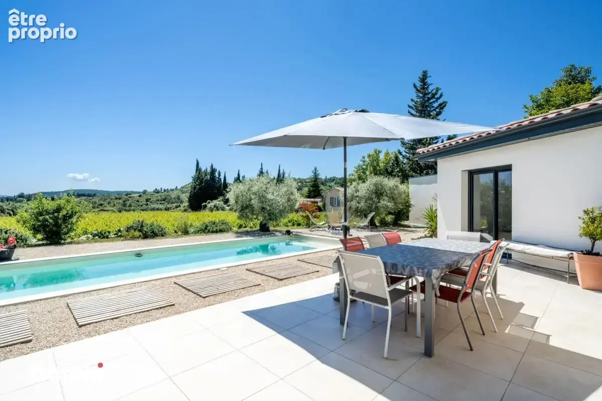Maison/Villa T5 de 120 m² à Bourg-Saint-Andéol 07700 - photo 5