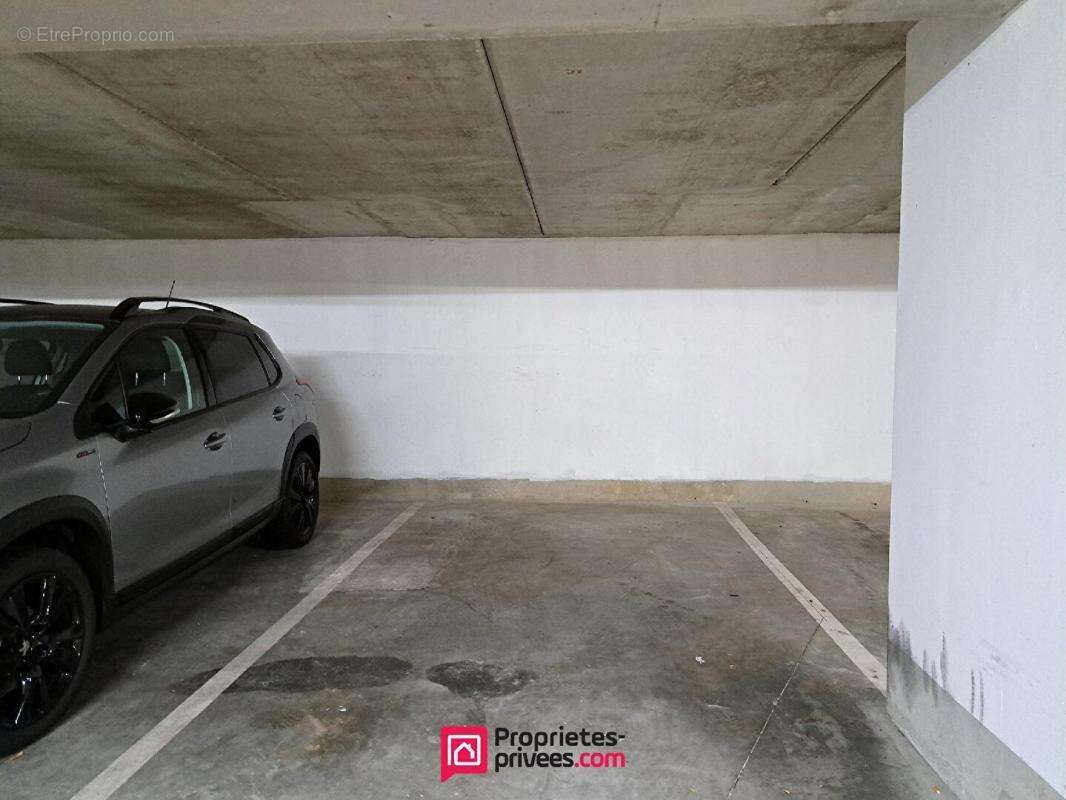 Parking à ASNIERES-SUR-SEINE