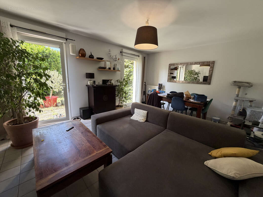 Maison familiale T5 avec jardin arboré   Bourg-en-Bresse - photo 3