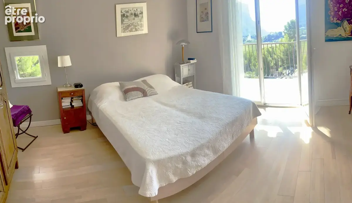 Cassis - Vente maison avec garage, piscine & vue mer - photo 13