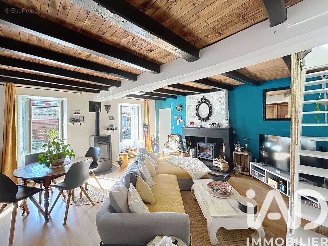 Photo 2 - Maison à SAINT-PIERRE-D'AMILLY