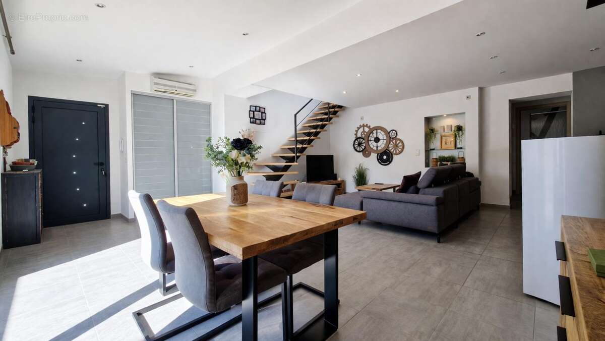 Maison 120 m² à Nimes  - photo 3