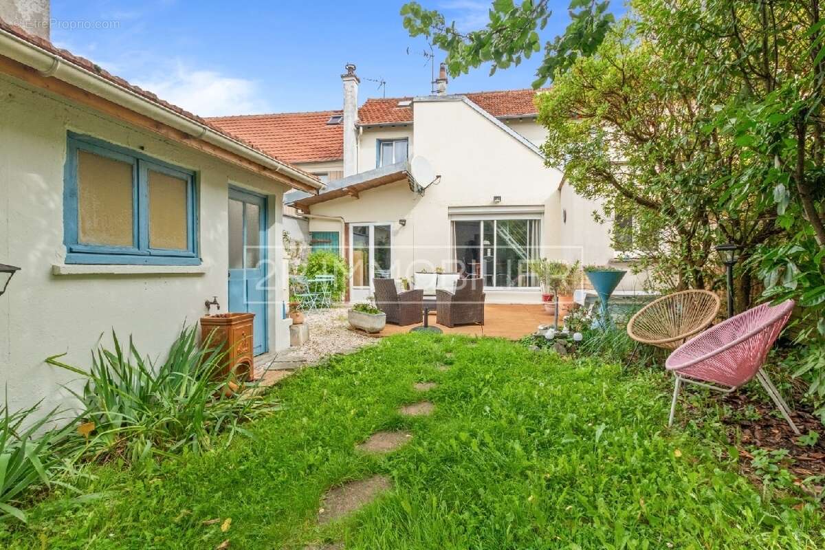 Appartement à FERRIERES-EN-BRIE