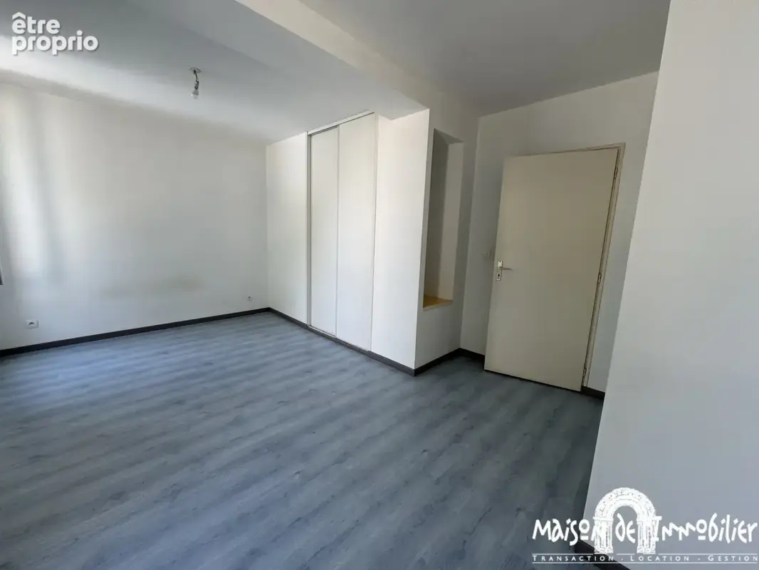 A vendre à VAL-DE-COGNAC - Ensemble immobilier de deux logements - photo 16