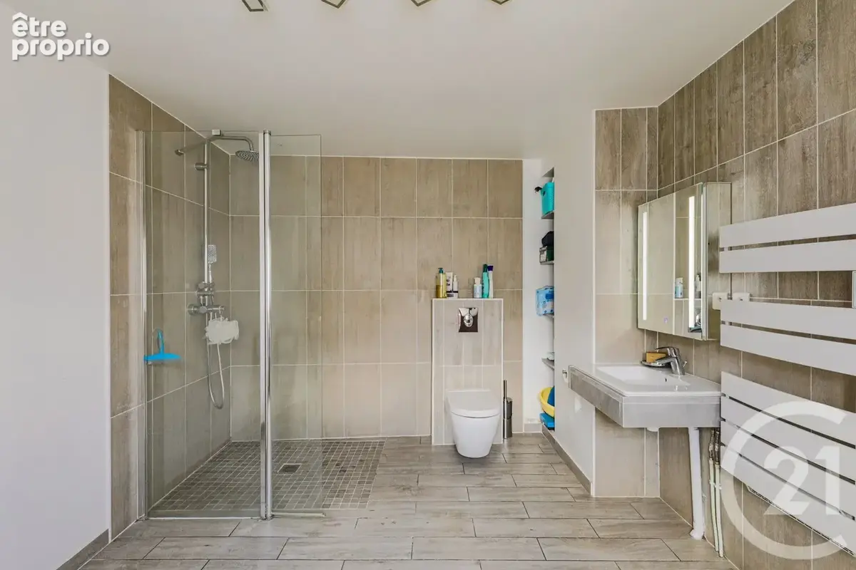 Maison 5 pièces 96 m² à vendre à Le Pont-De-Claix (38800) - photo 9