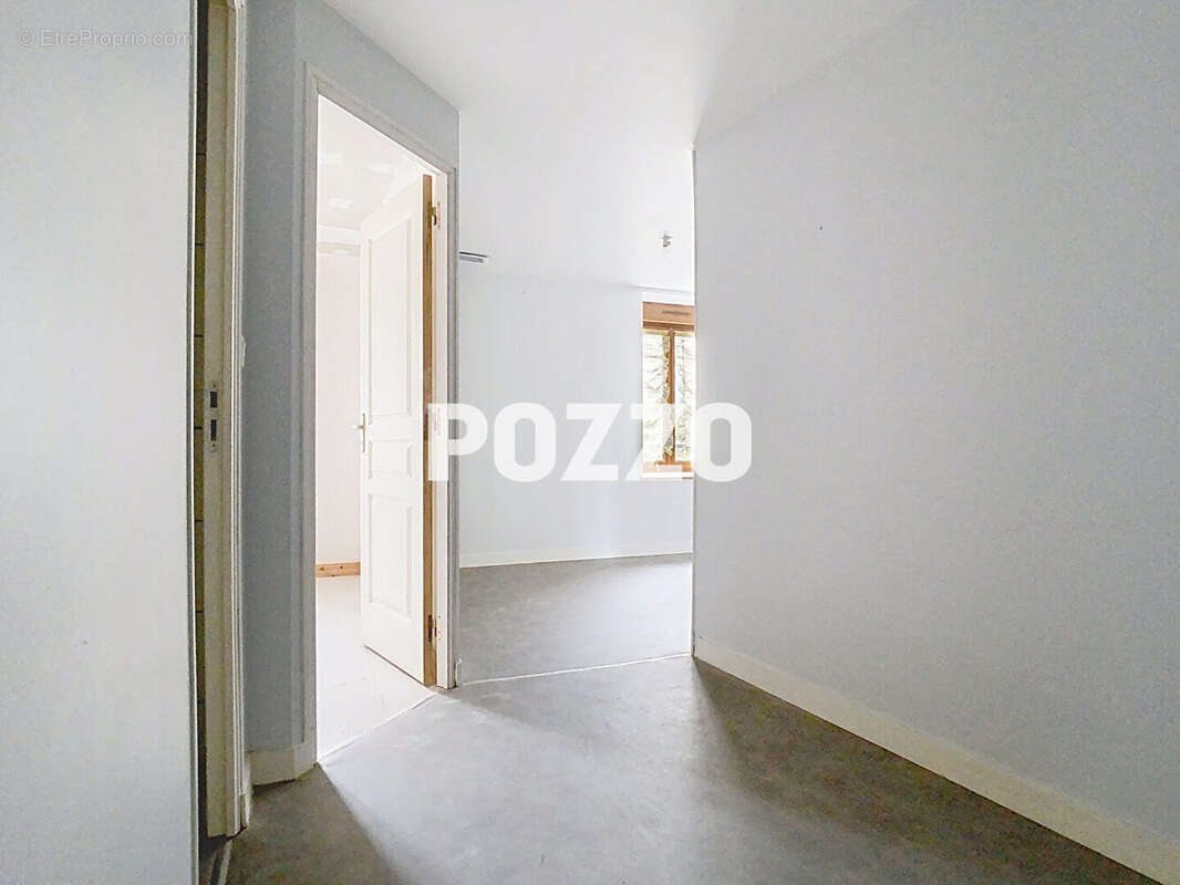 A Vendre - Sacey - Maison 7 pièce(s) 166 m² - photo 12