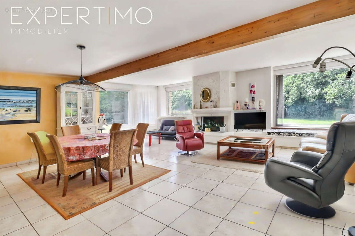 EXCLUSIVITÉ EXPERTIMO   SAINT-DIVY   Propriété de caractère de 311 m2 sur parc clos de 4 362 m2 - photo 19