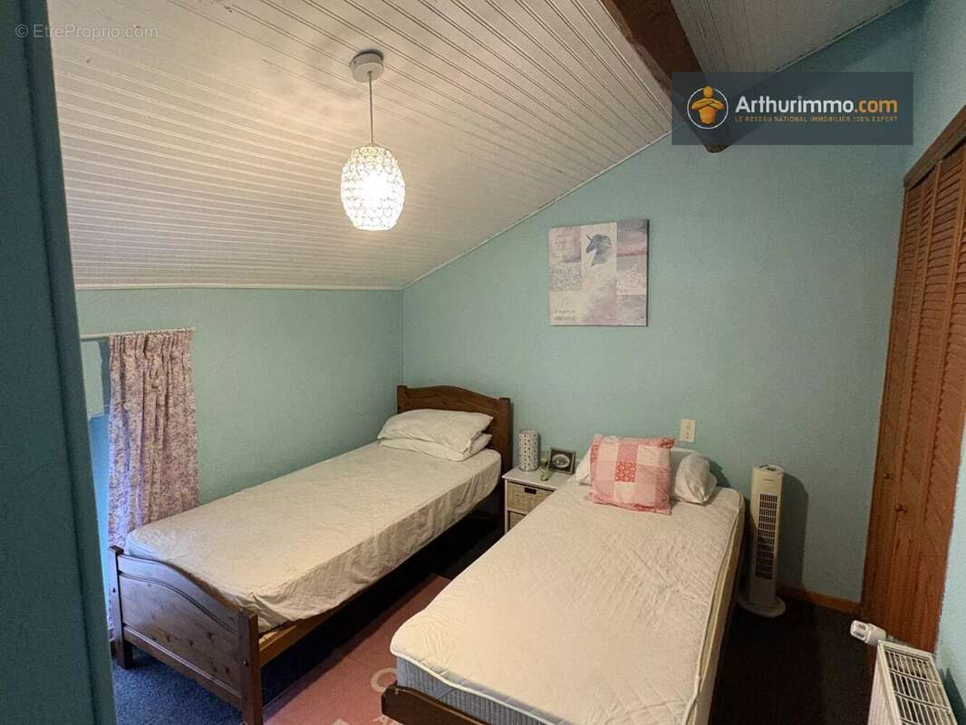 Maison à L&#039;AIGUILLON