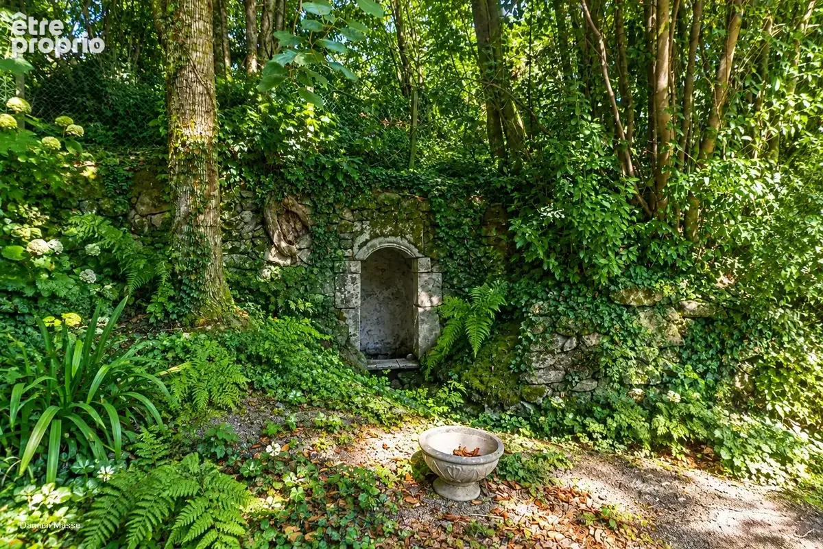 Maison de maître des années 30 - Elégance, nature et vie de village au coeur du Périgord vert. - photo 12