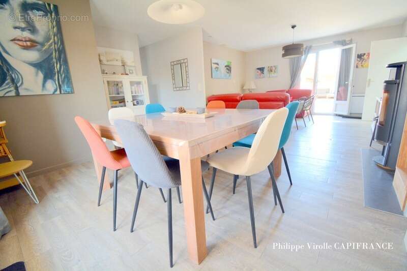 Maison à vendre 5 pièces 103 m2 SAINT PIERRE D'OLERON (17) 348 480 € - photo 2