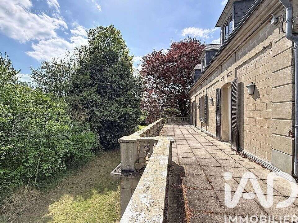 Maison 280 m² à Tourgeville  - photo 6