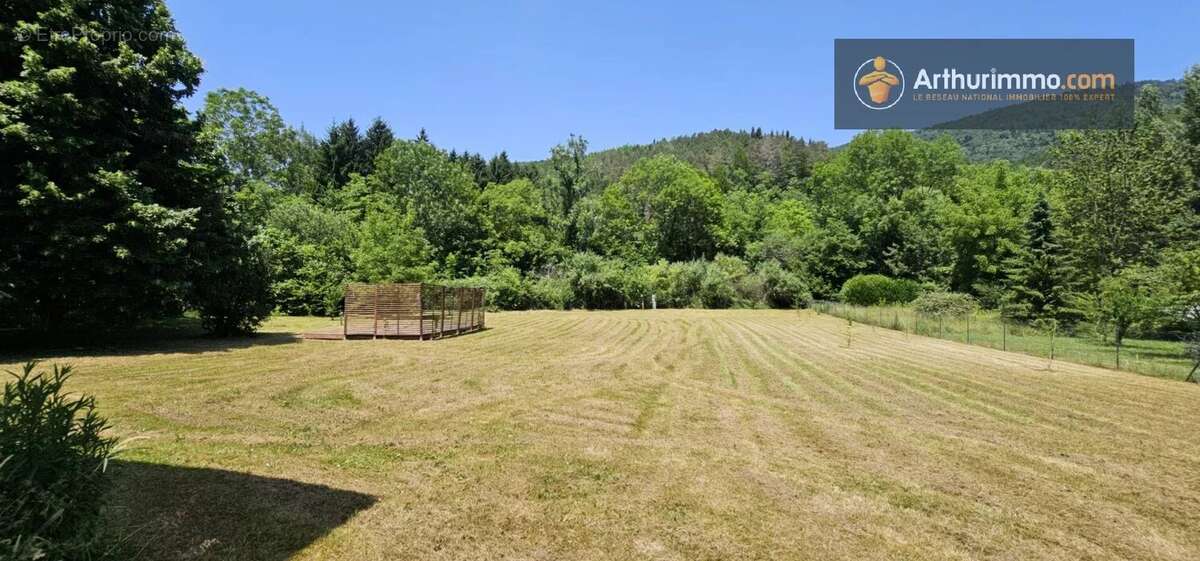 Maison à FOUGAX-ET-BARRINEUF