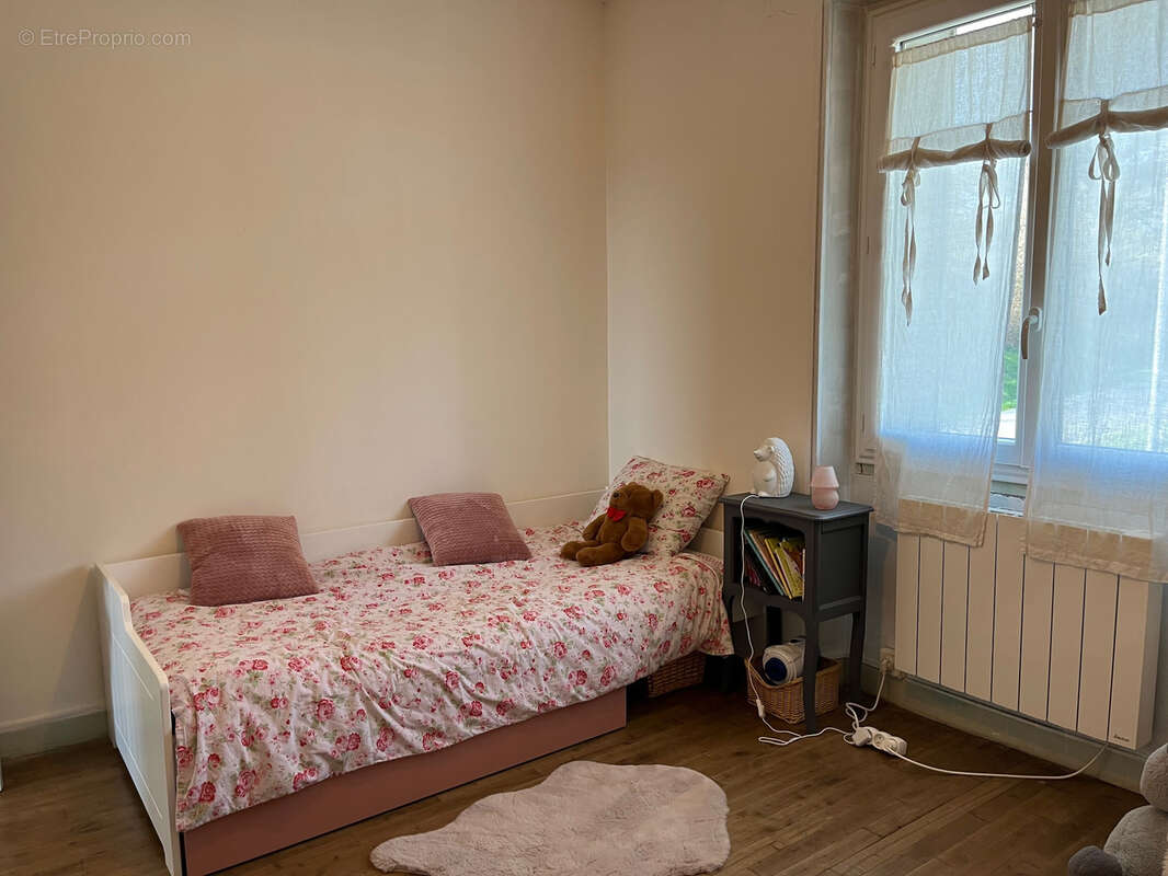 Maison à COUSSAC-BONNEVAL