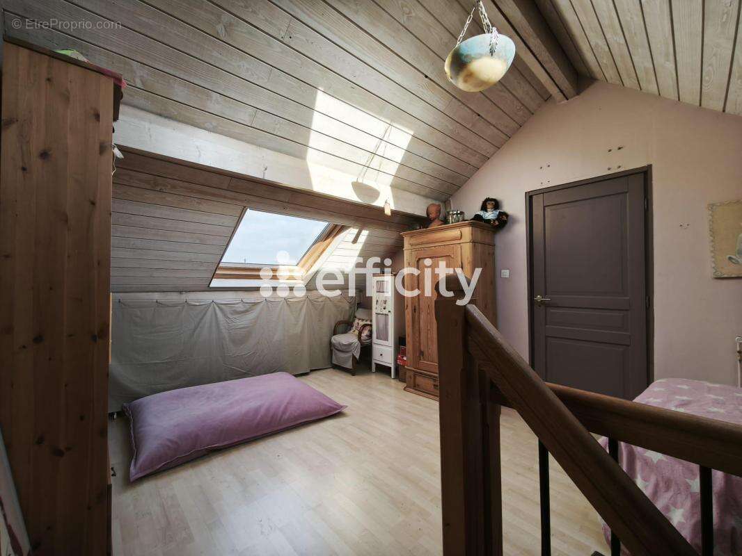 Maison à MAGNY-LES-HAMEAUX