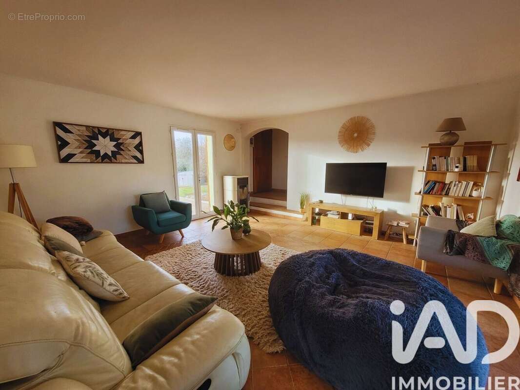 Photo 3 - Maison à LA VERDIERE