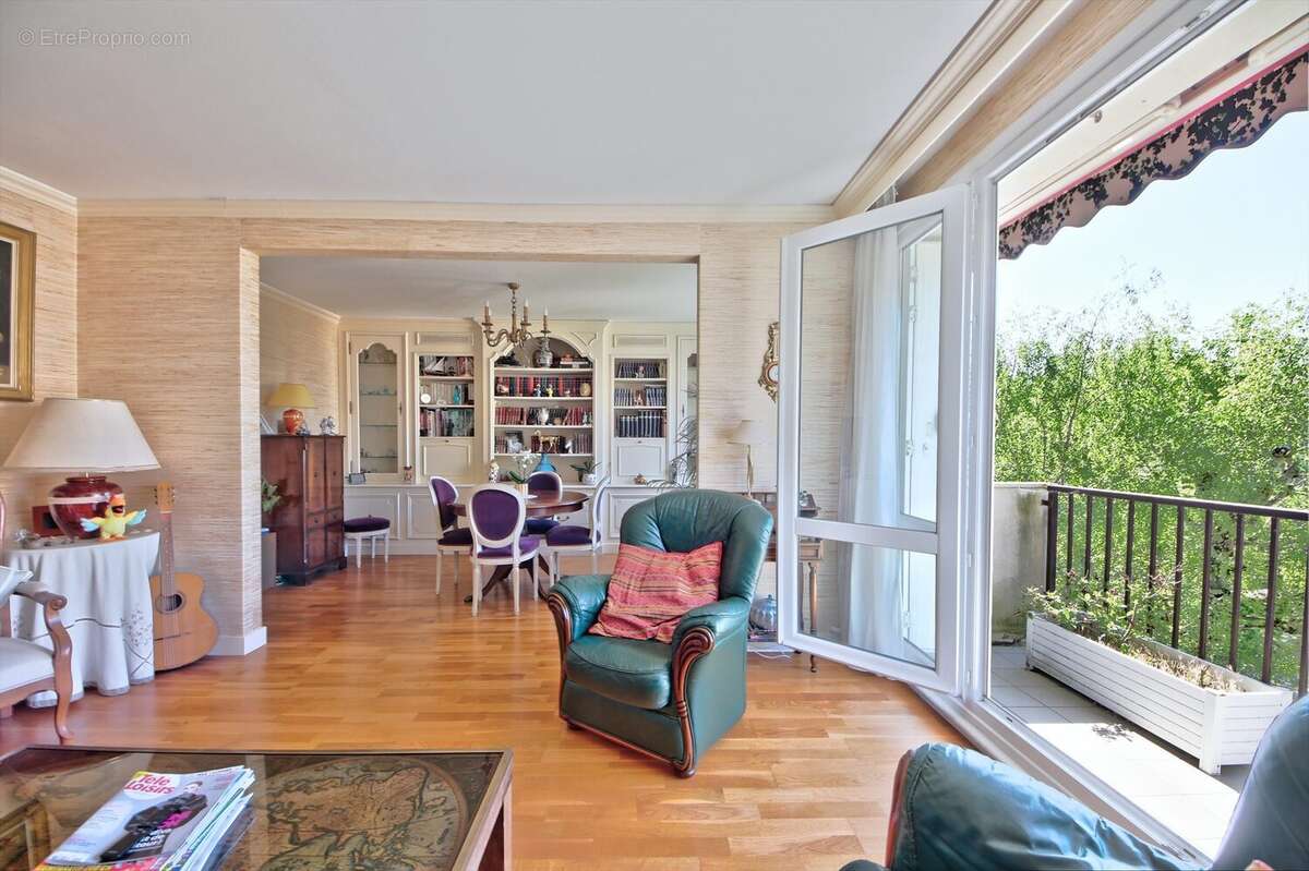 Appartement à BOIS-D'ARCY