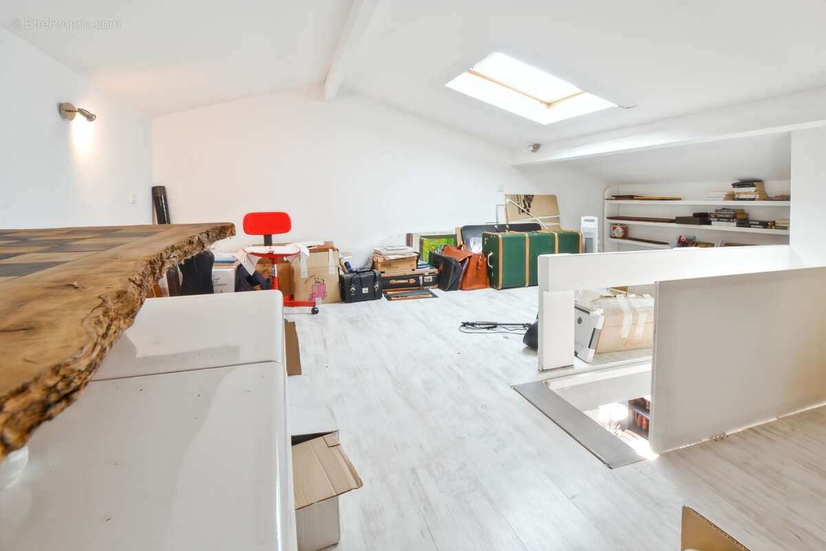 Montady – Maison familiale de 184 m² avec piscine et véranda - photo 21