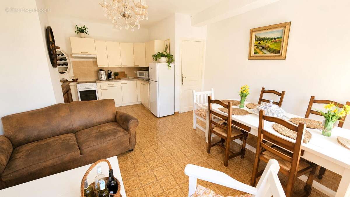 Appartement T2 lumineux de 47 m² ? Au coeur de Claviers , Var - photo 7