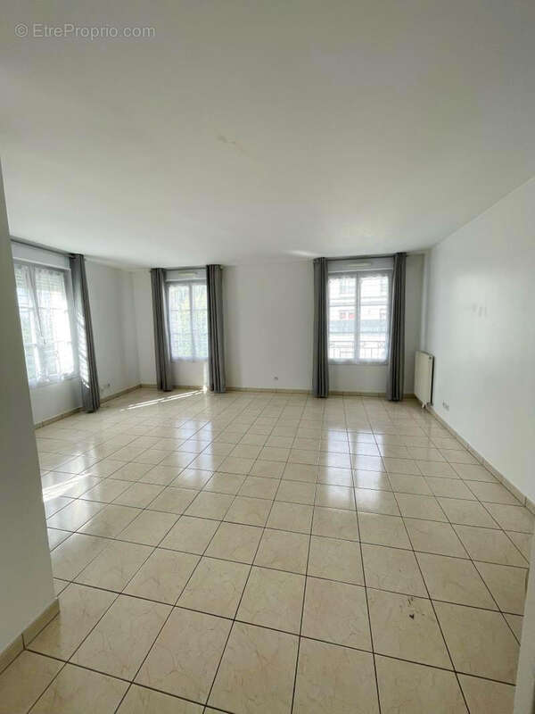 Appartement à SERRIS