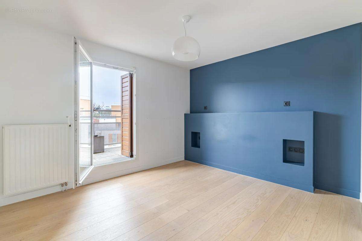 Appartement à LE PERREUX-SUR-MARNE