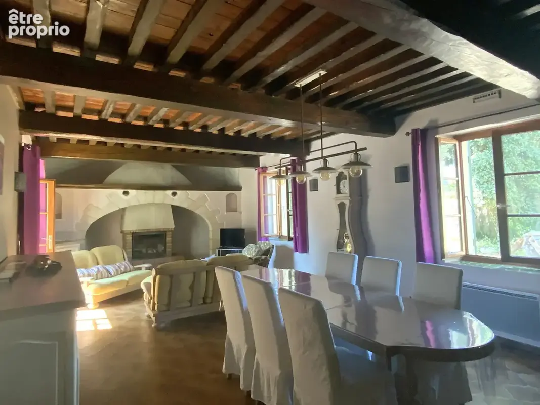 Exclusif,dans un village recherché, maison en pierre avec appartement indépendant sur un terrain de 2167 m2 et - photo 12