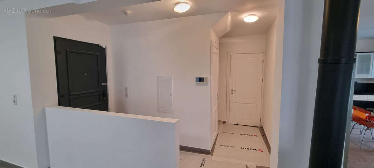 Maison à BALLAINVILLIERS