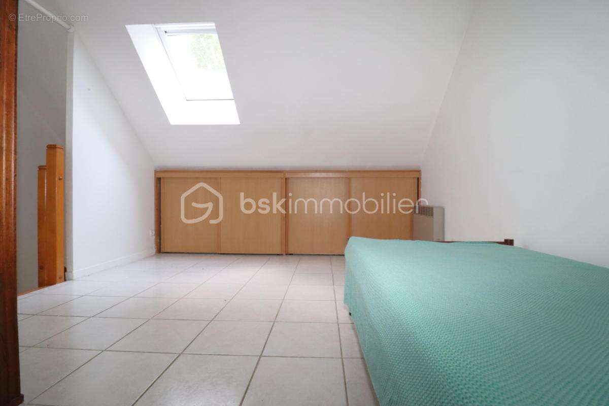 Appartement en duplex calme - sans vis a vis ( 2pieces 27 m² ) avec place de parking - photo 8