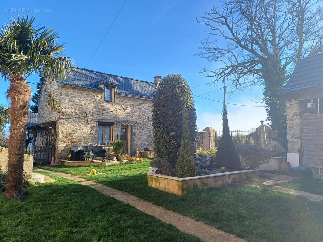 Maison à MALEVILLE