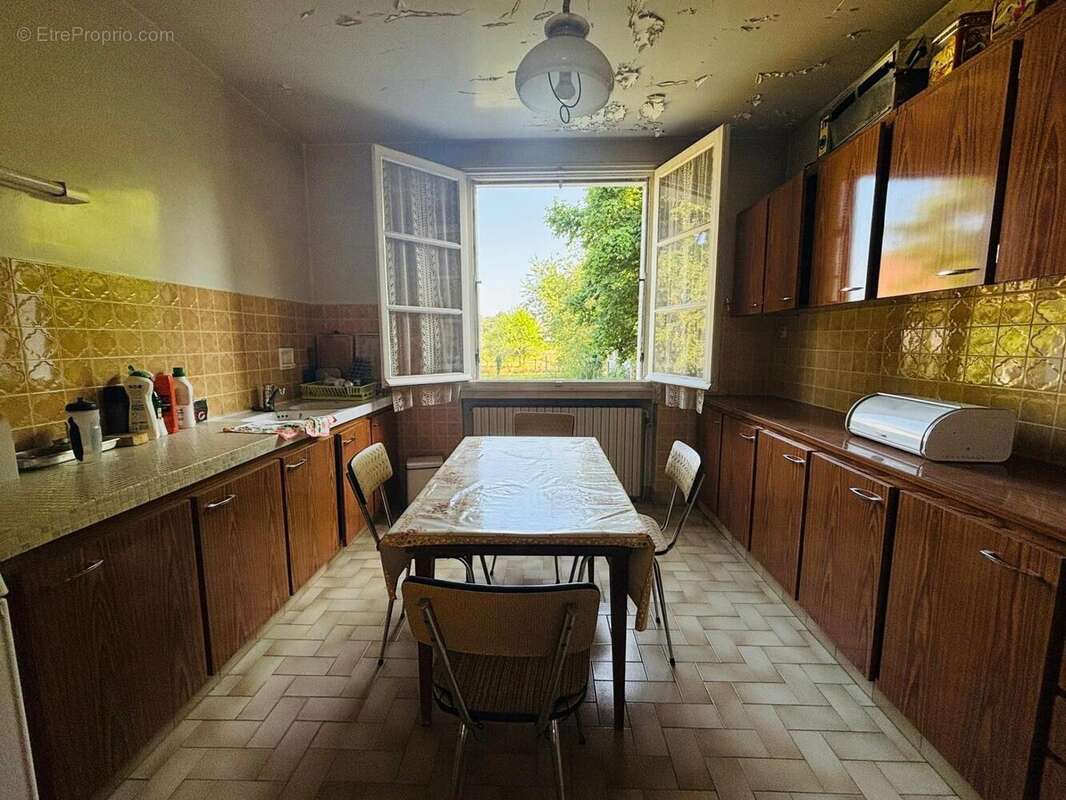 Photo 2 - Maison à SAINT-DENIS-DE-JOUHET