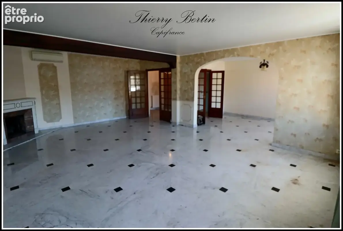 Appartement à vendre 4 pièces SAINT RAPHAEL (83) - photo 4