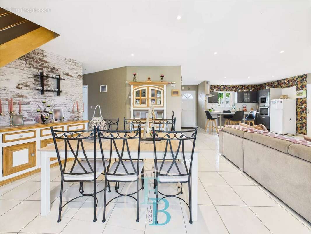 Maison à AMFREVILLE