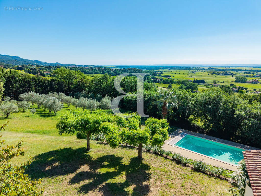 Maison à VAISON-LA-ROMAINE