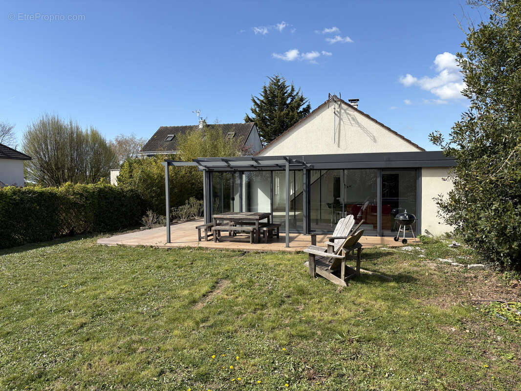 Maison à ROCHECORBON