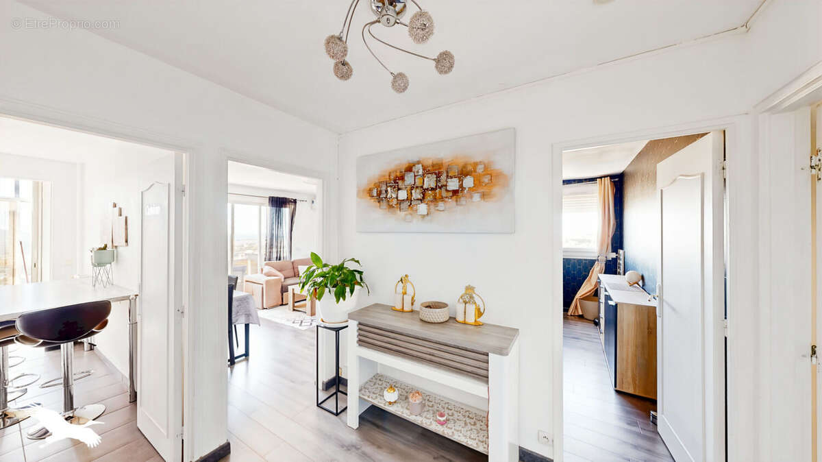 Appartement à MARSEILLE-10E