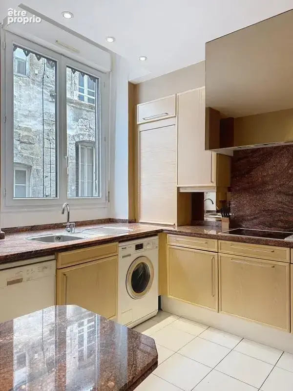 Avignon Intra-muros. Appartement 4 pièces 114m² - photo 13