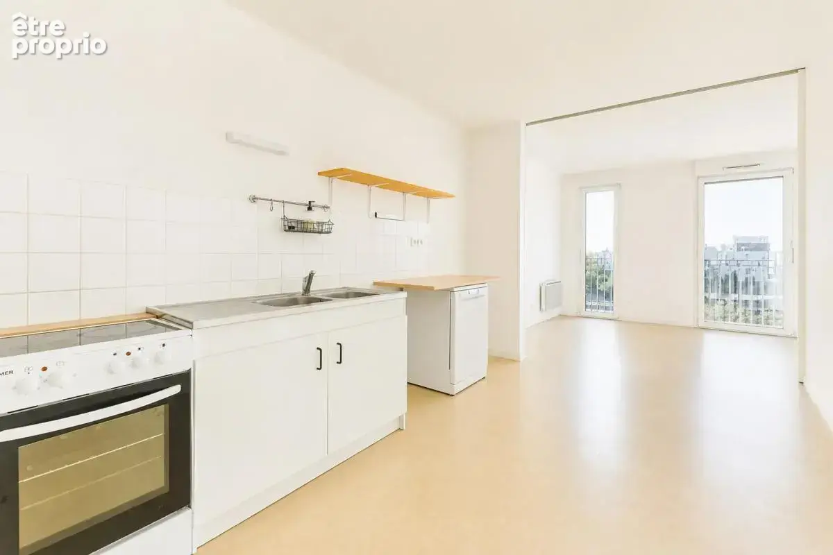 Appartement 2 pièces de 40 m² à Nantes - photo 2