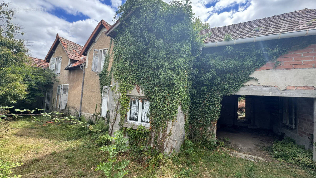 Maison à BELLERIVE-SUR-ALLIER