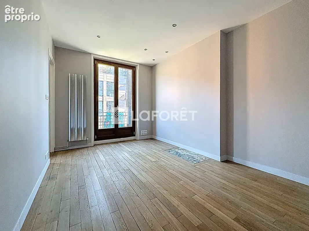 Appartement Suresnes 3 pièce(s) 59.05m2 - photo 9