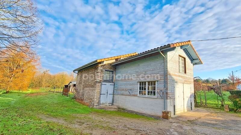 Maison à SAINT-PALAIS