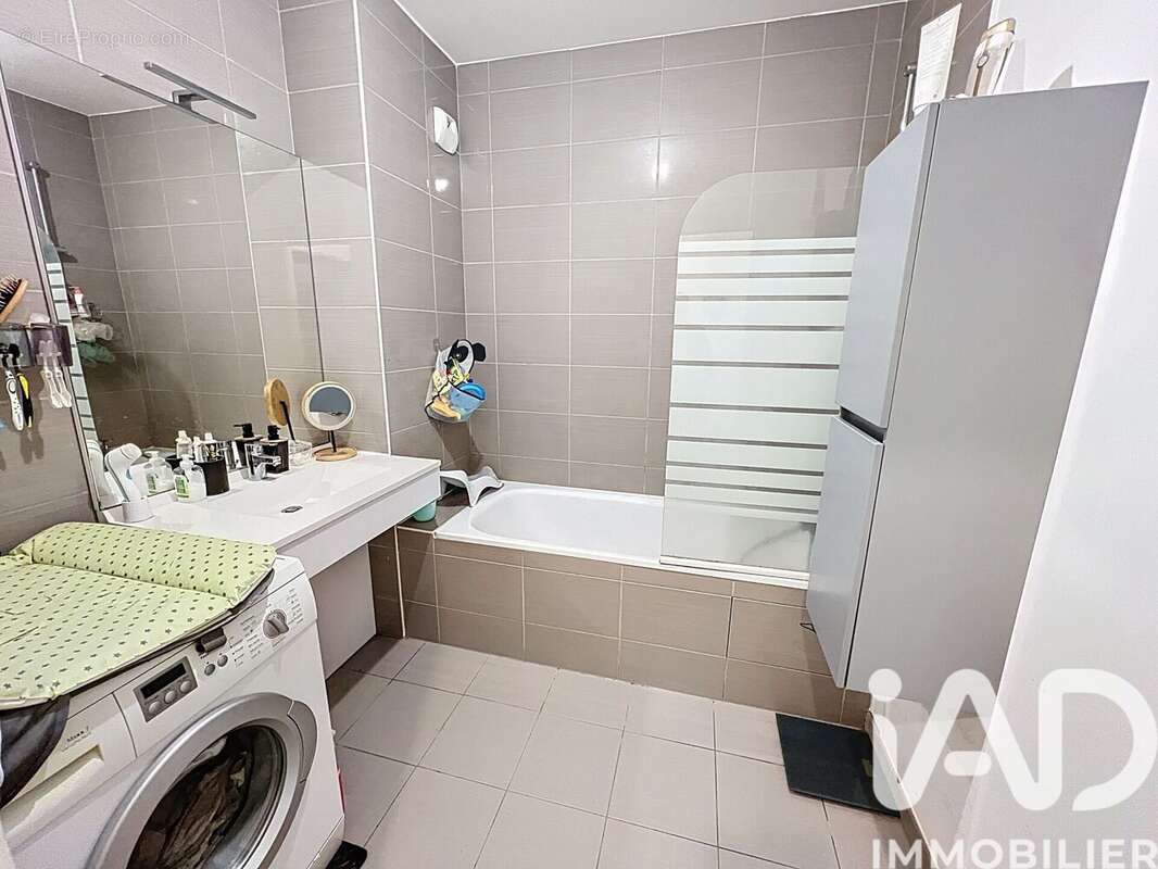 Photo 8 - Appartement à THIAIS