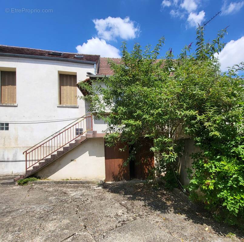 Maison à BOISSY-L'AILLERIE
