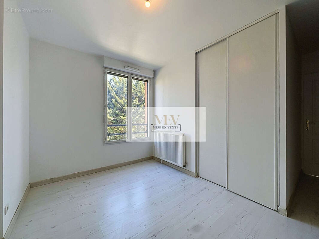 Appartement 3 pièces 66 m² - Rue Pierre Brossolette - Proche bords de Marne - photo 10