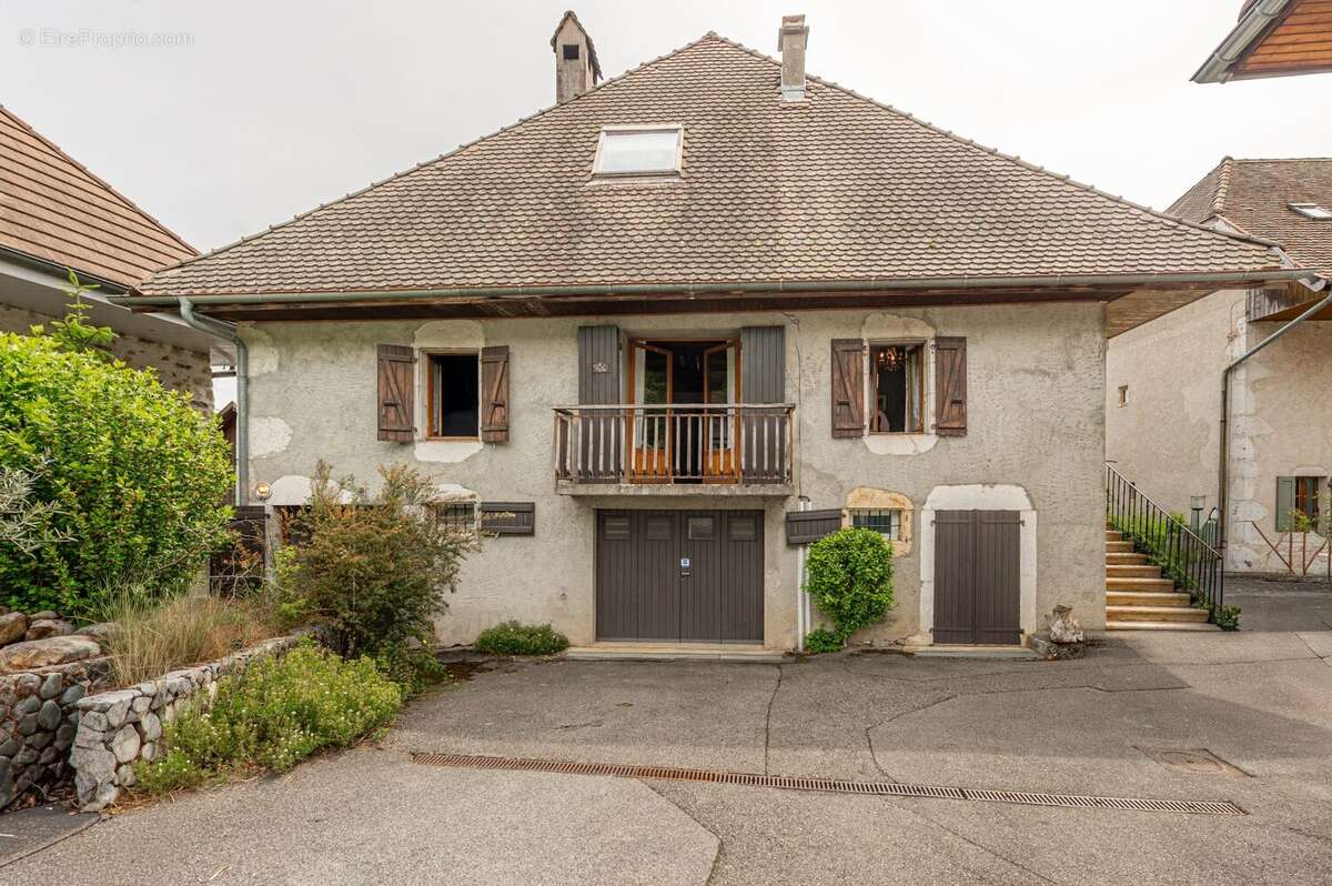 Maison à SAINT-JORIOZ